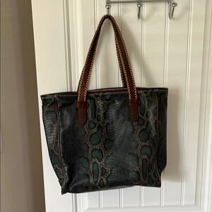 Consuela Rattler Tote Bag